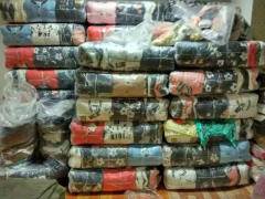 高價(jià)回收各類服裝、箱包庫(kù)存，為廠家商家提供解決方案