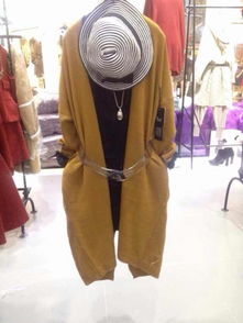 時尚源頭，質優價廉——自家工廠直供大牌女裝與箱包一站式批發零售